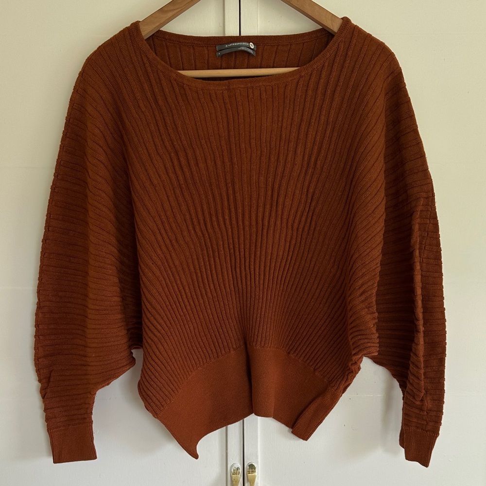 Elegant Rust Ribbed Sweater